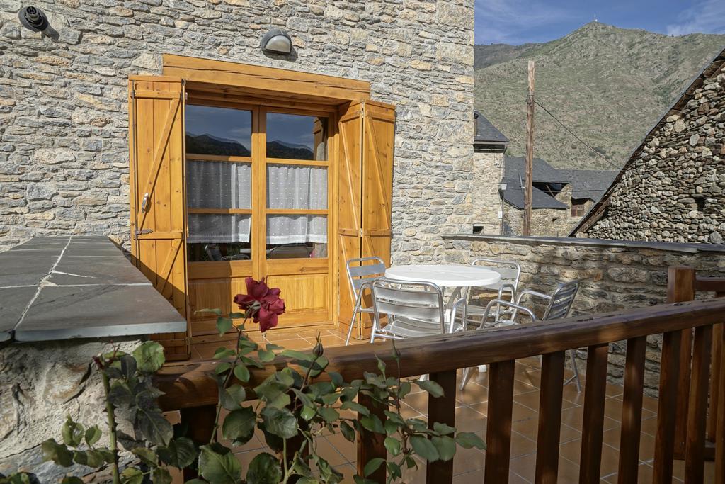 Apartaments El Ribal Valencia D'Aneu Zimmer foto
