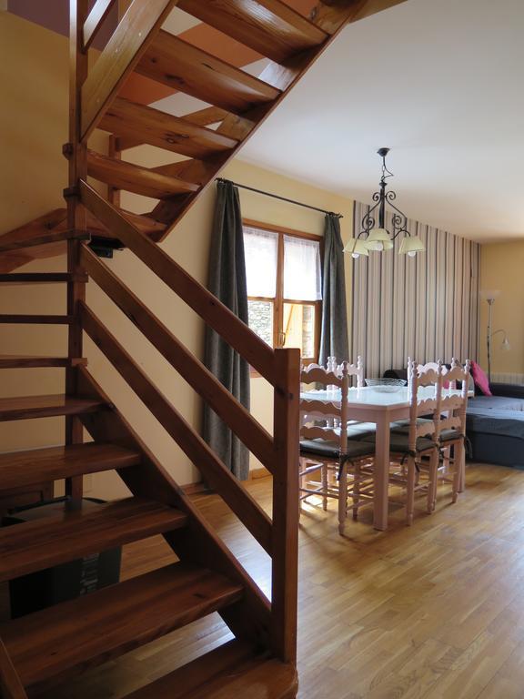 Apartaments El Ribal Valencia D'Aneu Exterior foto